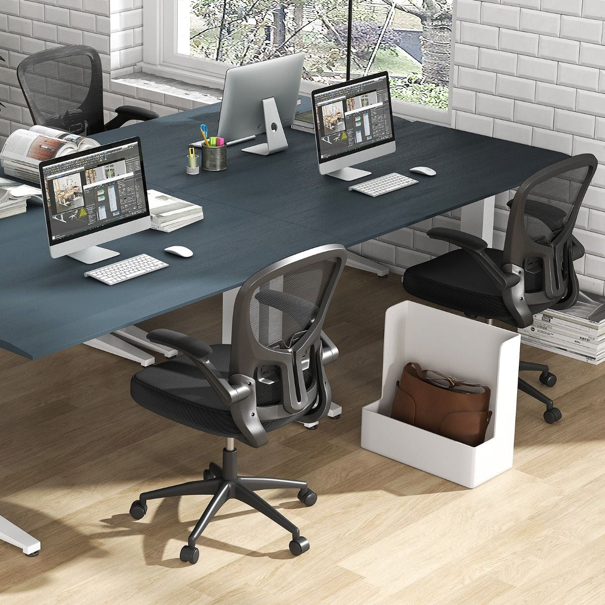 Ergonomischer Bürostuhl Mit Hochklappbaren Armlehnen & Verstellbarer Lendenstütze & Wippfunktion